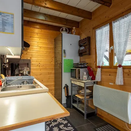 Chalet Des Charbonneux, Nature Le Ménil