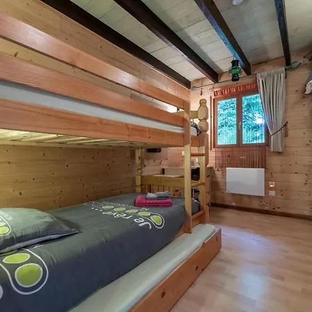 Des Charbonneux, Nature Chalet *