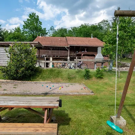 Des Charbonneux, Nature Chalet